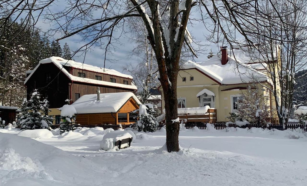 Stodola Na Bile Aparthotel Bila  Kültér fotó