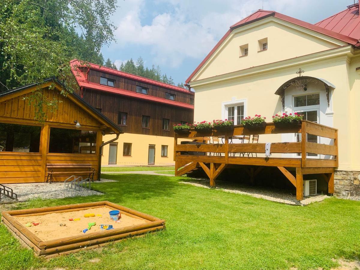 Stodola Na Bile Aparthotel Bila  Kültér fotó